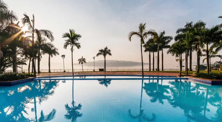 Entdecken Sie die besten Schwimmbäder in Kampala: eine Anleitung zur ultimativen Entspannung