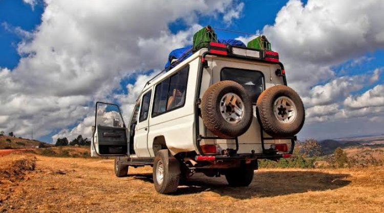 Travelling Solo in Uganda: 20 Must Know Tips in 2023