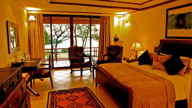 presidential suite at chobe safari lodge