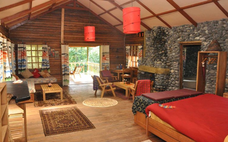 O lugar perfeito para relaxar e relaxar: Mabira Rainforest Lodge.