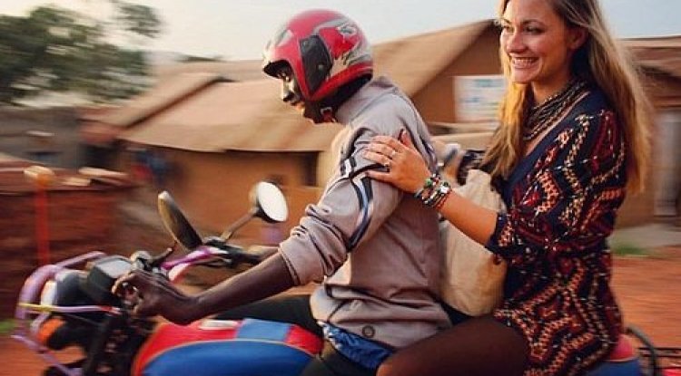 Welche Sprache sprechen sie in Uganda?