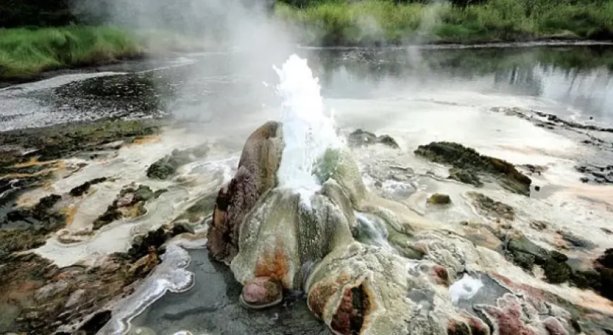 Kanagorok Hot Springs